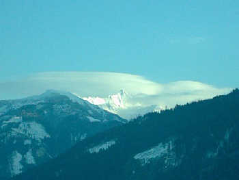 Panoramablick auf die Hohen Tauern